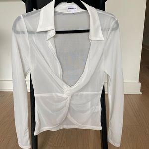 Deja Twist Front Top in White size Small